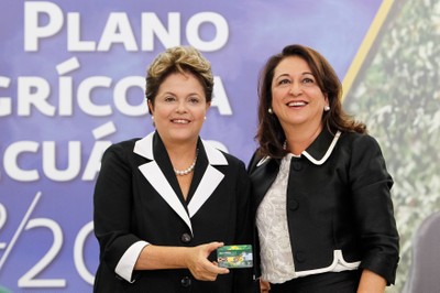 Presidente Dilma Rousseff (PT) e senadora Katia Abreu (PSD).